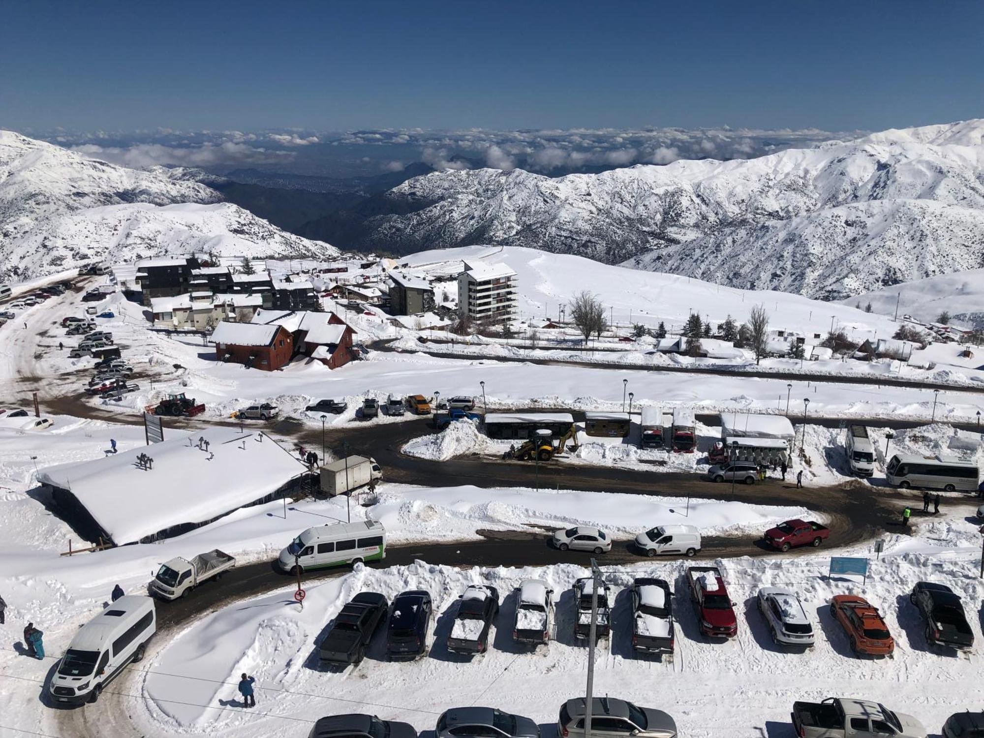 Departamentos Alojamiento Oficial Gran Parador Ski In - Out, Centro De Ski El Colorado, Farellones - Unico Con Descuentos En Servicios Del Centro De Ski Dış mekan fotoğraf